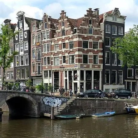 De Zwanebloem Bed & Breakfast Amsterdam