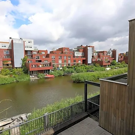 Bed & Breakfast De Zwanebloem