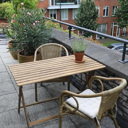 De Zwanebloem 4*