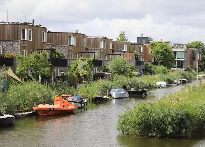 فندق مبيت وإفطار De Zwanebloem 4*